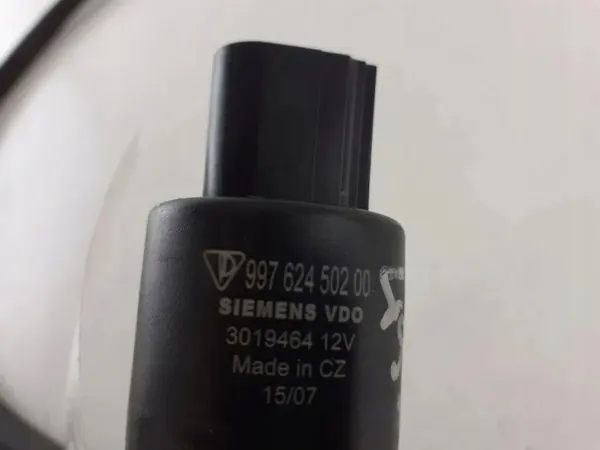 Porsche OE 99762450200 Gebrauchte Scheibenwaschpumpe image 3