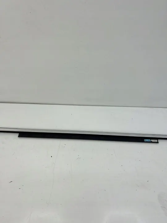 OEM 8K0853714H Proteção lateral Audi A4 B8 image 2