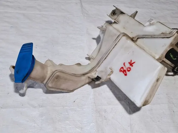 Pyyhkijännestesäiliö VW Passat B6 2005-2010 3C0955453P image 2