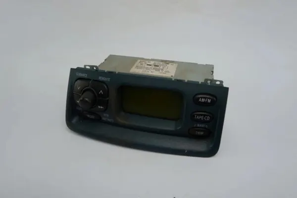 Écran Toyota Yaris I OEM 86110-52020-H0 Occasion image 5