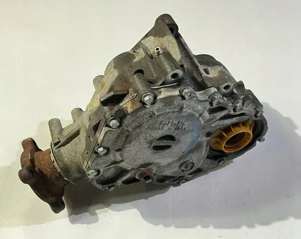 Front Differential Angle Gearbox Ford Explorer V 2016-2019 AT437261EG image 2