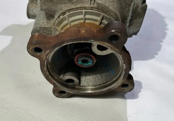 Front Differential Angle Gearbox Ford Explorer V 2016-2019 AT437261EG image 5