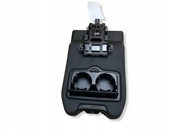 Accoudoir Arrière Audi Q7 OEM UTO83721 - Occasion image 7
