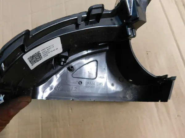 VW T-Roc vänster spegelram OEM 2GA949101A image 3