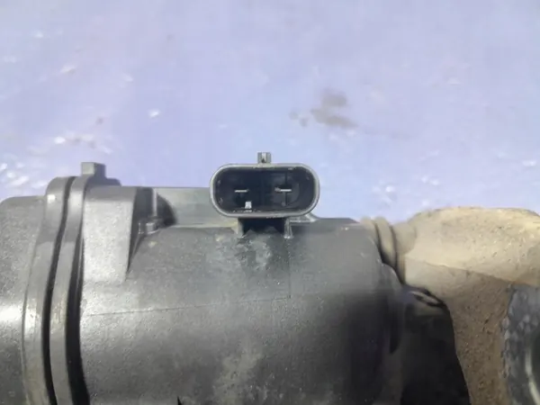 Mercedes GLA W156 takavasen jarrupuristin OEM A2464232398 image 4