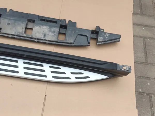 OEM A2946892300 Estribo esquerdo Mercedes EQE SUV image 5