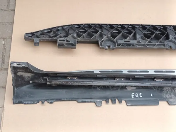 OEM A2946892300 Estribo esquerdo Mercedes EQE SUV image 7