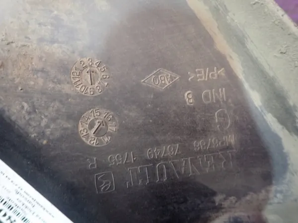 Dacia Dokker 12- Left Rear Wheel Arch 767491755R image 3