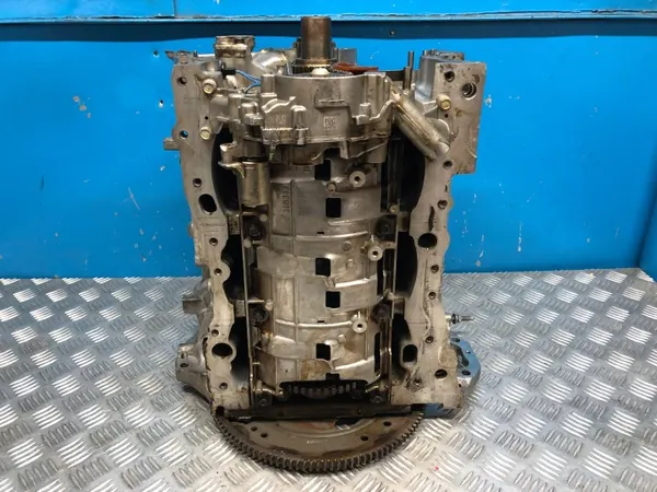 Motorblock & Kolben OEM P68237714AD für Chrysler image 9