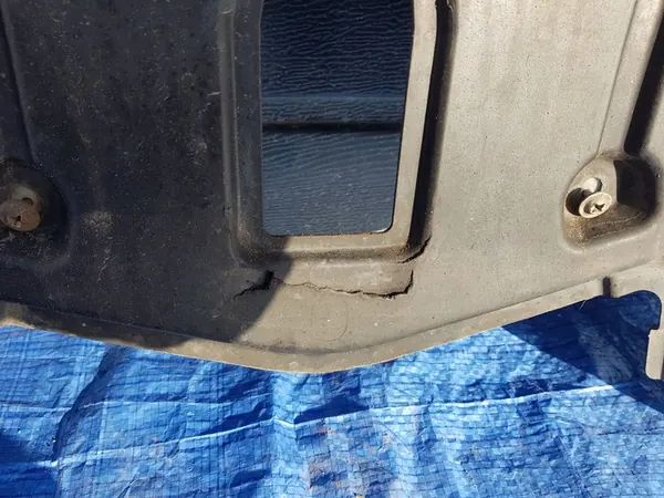 BMW X5 E70 Motor Underkörningsskydd 3.0D OEM 7163280 image 9