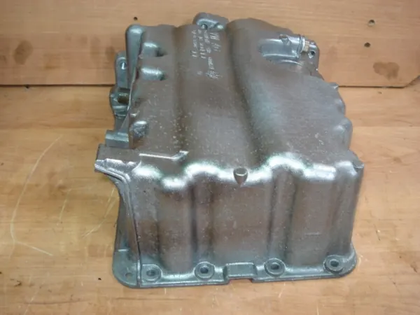 VW UP SKODA CITIGO SEAT MII Oljetunna 04C103603D image 7