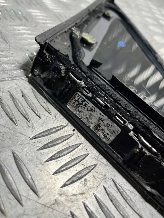 Vitre Carrosserie Arrière Droite OEM VW29025 Audi A4 B9 image 4