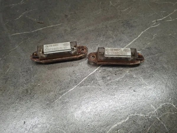 OEM 1238200262 Kennzeichenleuchte Mercedes W123 image 8