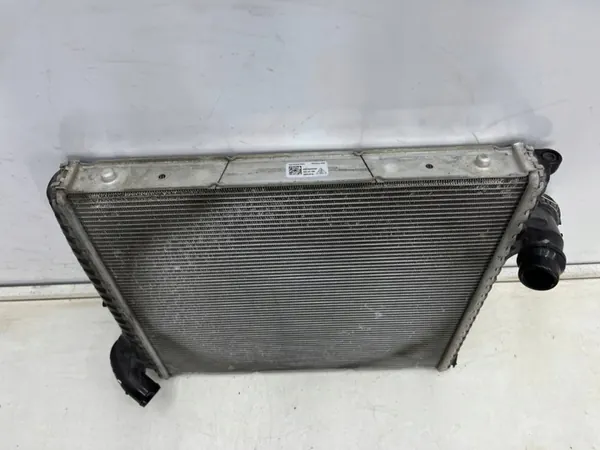 Porsche 911 Waterkoeler Rechts 2019 OEM 992121252 image 9