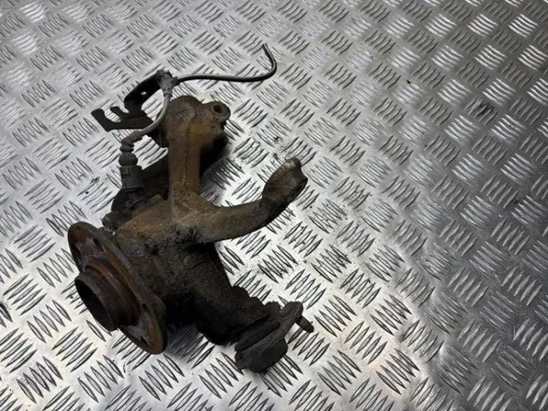 OEM 5Q0407255Q Vänster framstyrknut - Begagnad image 4