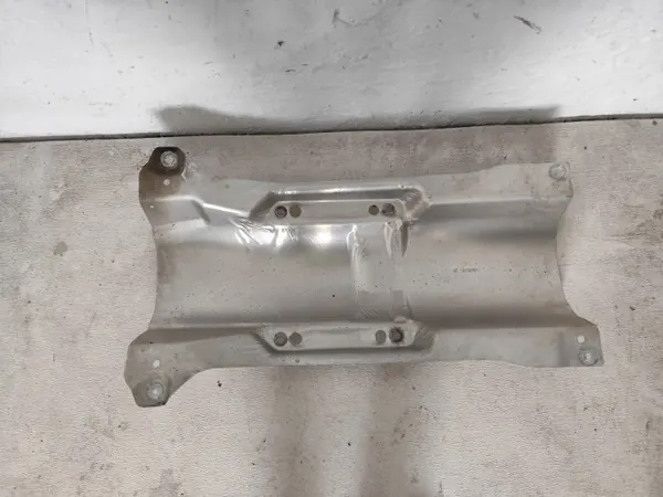Escudo térmico escape Opel Corsa E OEM 13238543 image 2