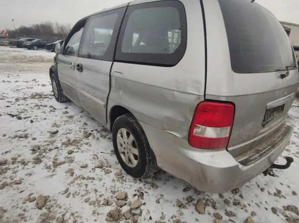 Colector de escape OEM 2080198 Kia Carnival 2004 image 7
