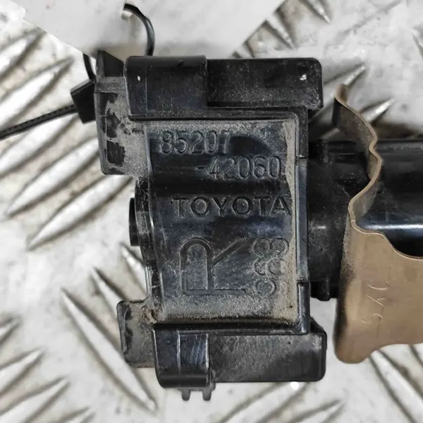 Toyota RAV 4 (XA40) 2015 Rechter Koplampreiniger OEM image 7