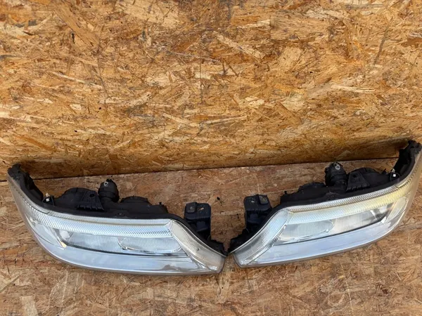 Faróis dianteiros Renault Laguna II OEM image 4