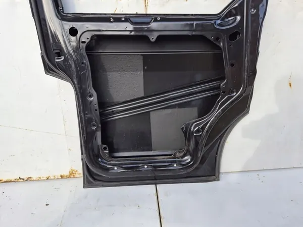 Puerta delantera izquierda VW T6 - Pieza OEM, Usada image 10