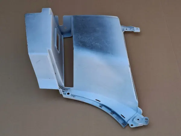 OEM 82141521 Gebruikte Volvo FH4 Linker Treeplank image 10