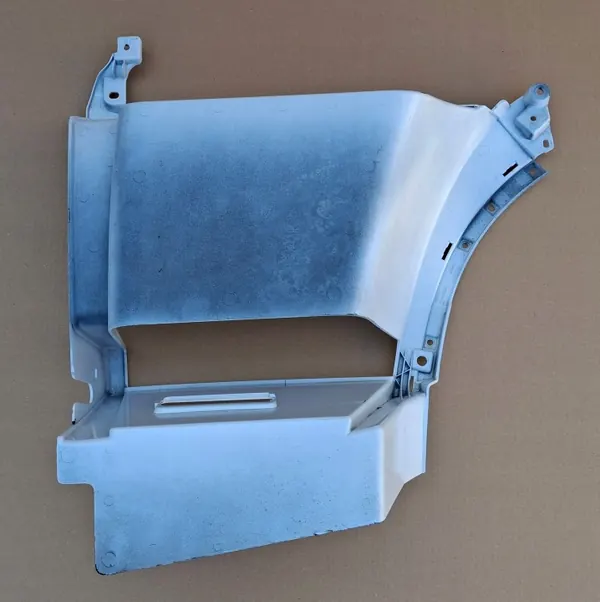 OEM 82141521 Gebruikte Volvo FH4 Linker Treeplank image 8