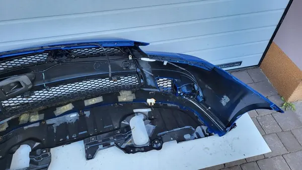 Pare-chocs avant Mitsubishi Lancer IX X 2007-2016 image 7