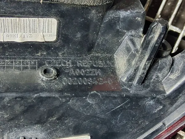 PEUGEOT 2008 LUZ LED TRASERA IZQUIERDA image 9