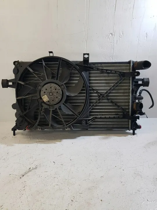 KOMPLET CHŁODNIC Z WENTYLATOREM OPEL ASTRA G 1.6 B BOSCH 0130303298 image 4