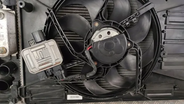 Kylarsats med fläkt VOLVO V60 2013-2018 1.6 T3 T4 image 3