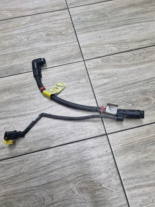 AdBlue-lämmityskaapeli OEM 22314880 - Käytetty Volvo OE image 2