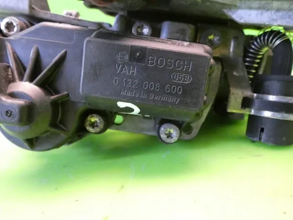 Monowtrysk AUDI 80 B4 2.0 8V 050133015M image 6