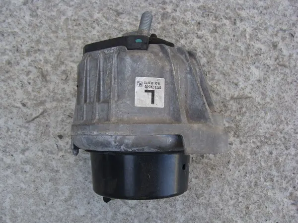 Soporte de motor BMW izquierdo o derecho gasolina image 2