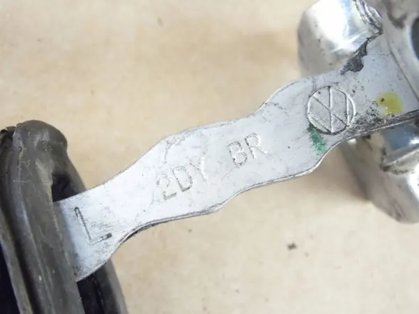 Volkswagen OE 5Z3837249 Dörrstopp fram image 3