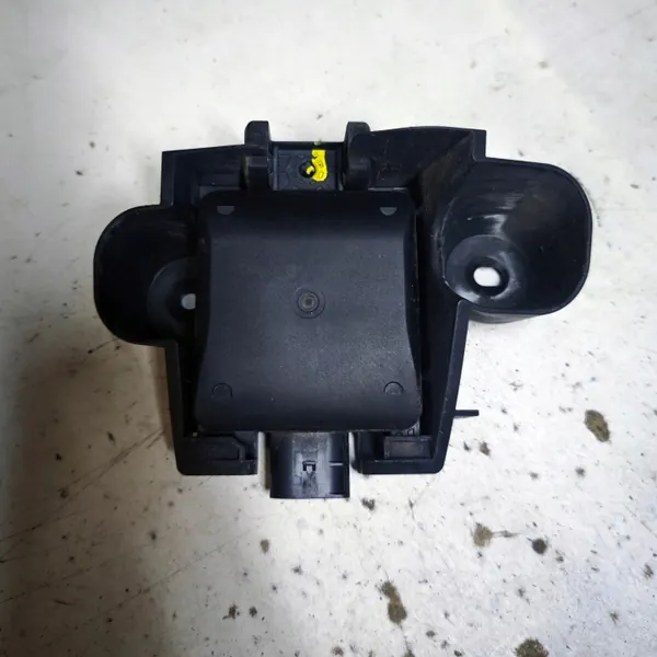 Support radar Skoda Superb III OEM 2Q0907685B gauche image 2