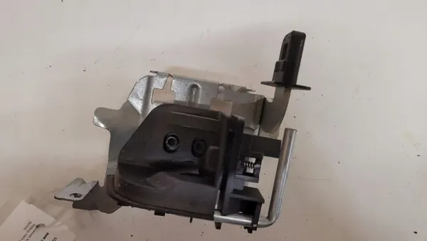Rechte Dachträgerhalterung OEM 726803009 BMW 3 F30 image 2