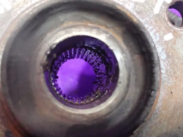 AUDI A4 B5 94-99 Mozzo anteriore destro OEM 8D0407258S image 4