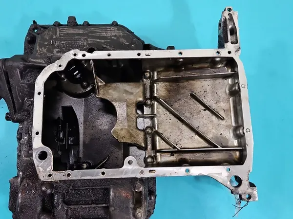 Oljeplåt Audi A4 B6 2.5 TDI image 5