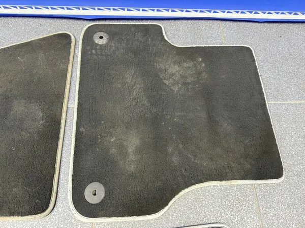 Tapetes de Veludo Audi A6 C7 Conjunto de 4 image 4