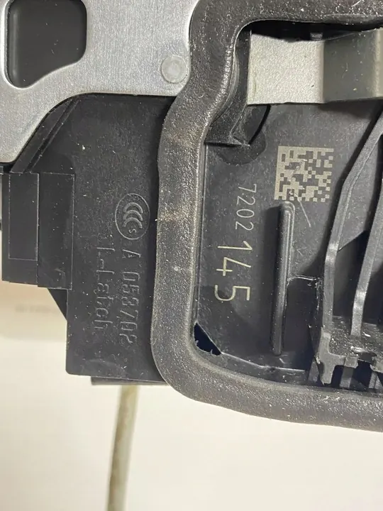 Vänster framdörrslås BMW 5 (F10) 7202145 image 3