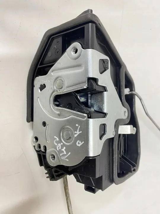 Vänster framdörrslås BMW 5 (F10) 7202145 image 4