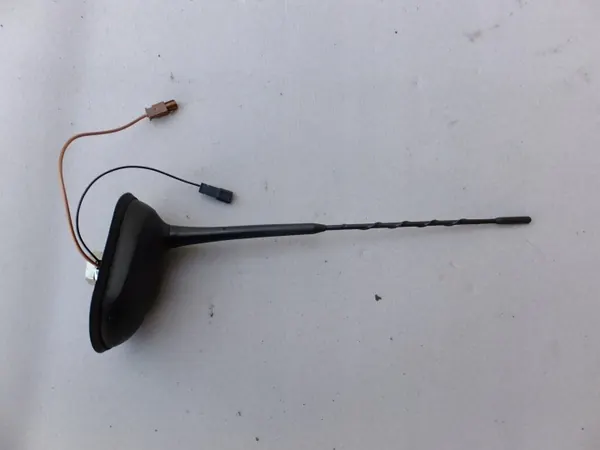 Mercedes W169 kattoantenni OEM A1698202675 image 2