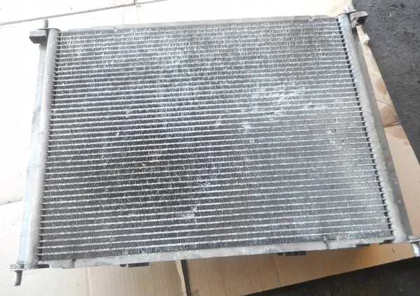 Clio III Twingo II 1.5 dci kylarrubrik 8200580292 image 2