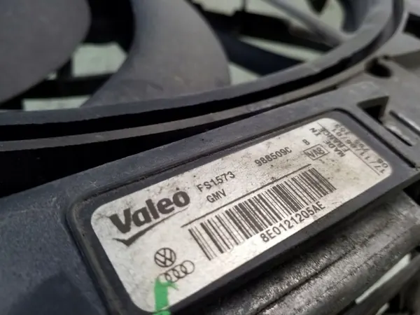 Kylarrubrik Audi A4 B8 2.0 8E0121205AE image 3