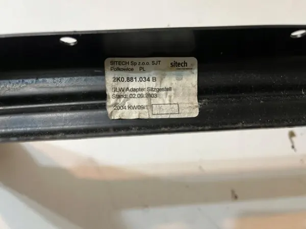Base de asiento VW Caddy 3 delantero derecho OEM 2K0881034B image 7