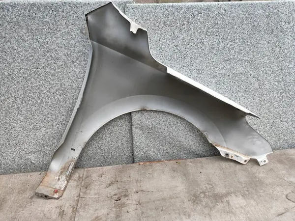 Para-lamas dianteiro esquerdo Hyundai i30 OEM 663112R220 image 4