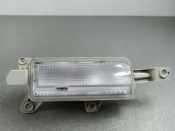 Luz de marcha à ré Hyundai Santa Fe V MX5 2025 924A4P6R image 1