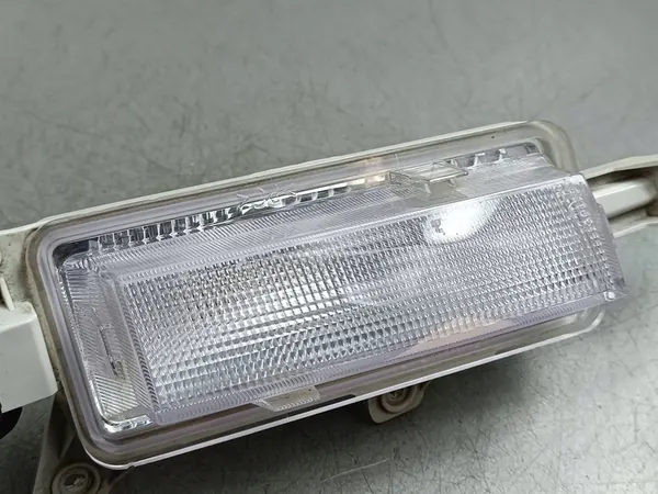 Luz de marcha à ré Hyundai Santa Fe V MX5 2025 924A4P6R image 2