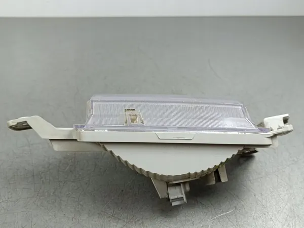 Luz de marcha à ré Hyundai Santa Fe V MX5 2025 924A4P6R image 3