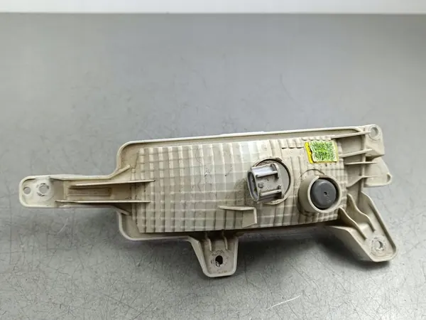 Luz de marcha à ré Hyundai Santa Fe V MX5 2025 924A4P6R image 4